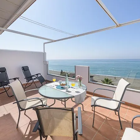 Wintowinrentals Amazing Front Sea View & Relax